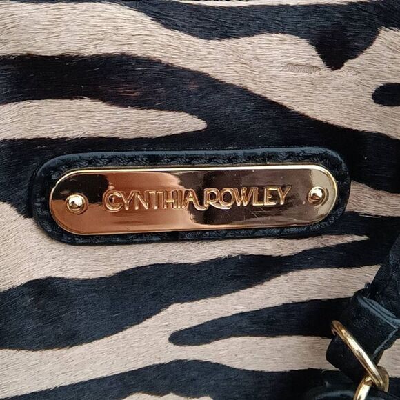 Cynthia Rowley Women's Zebra Striped Pattern Duffle Bag Tan and Black - Picture 6 of 7